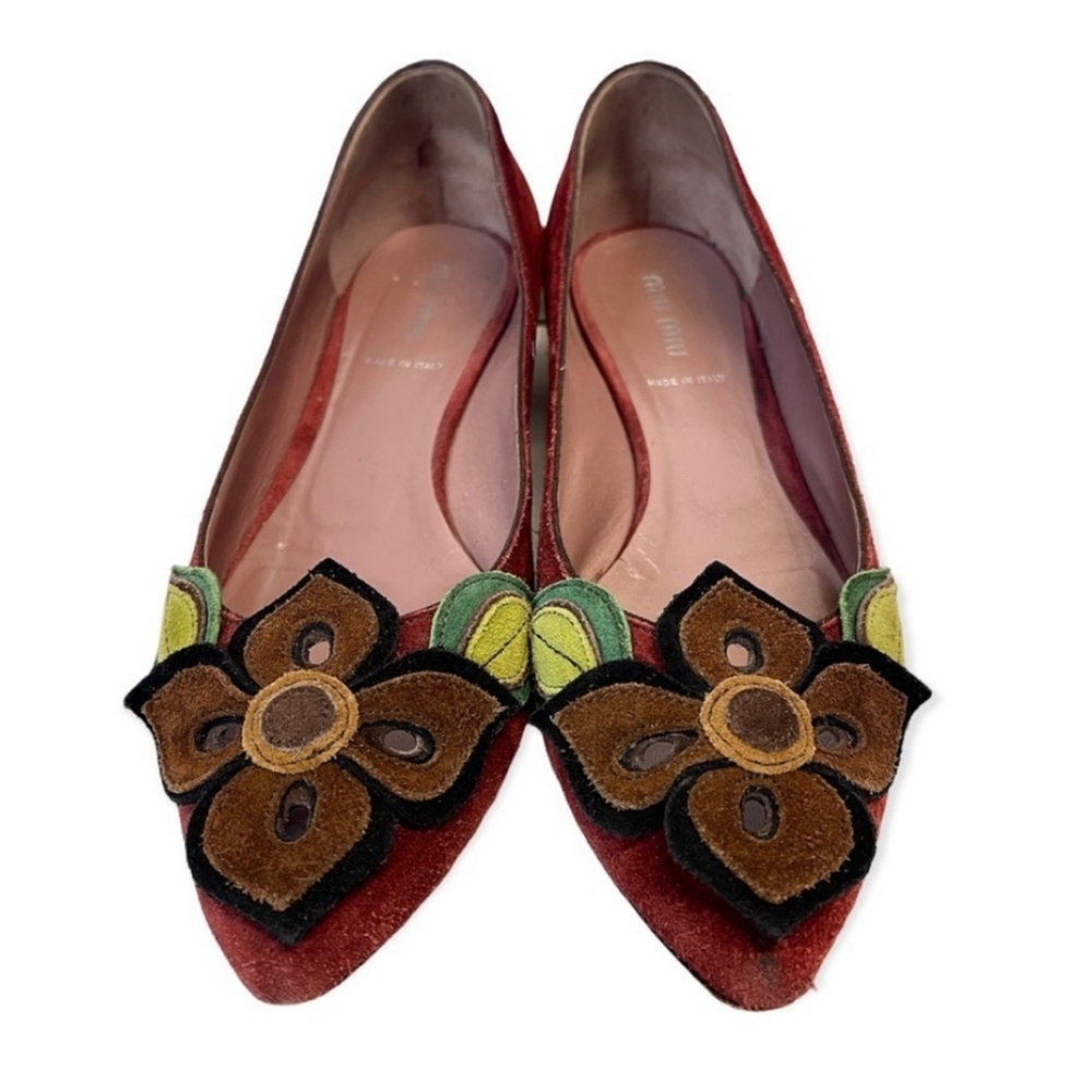 Miu Miu Suede Red Flower Pointed Flat Shoes Balle… - image 3